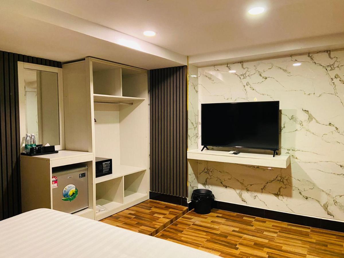 De Hotel Phnom Penh Eksteriør billede
