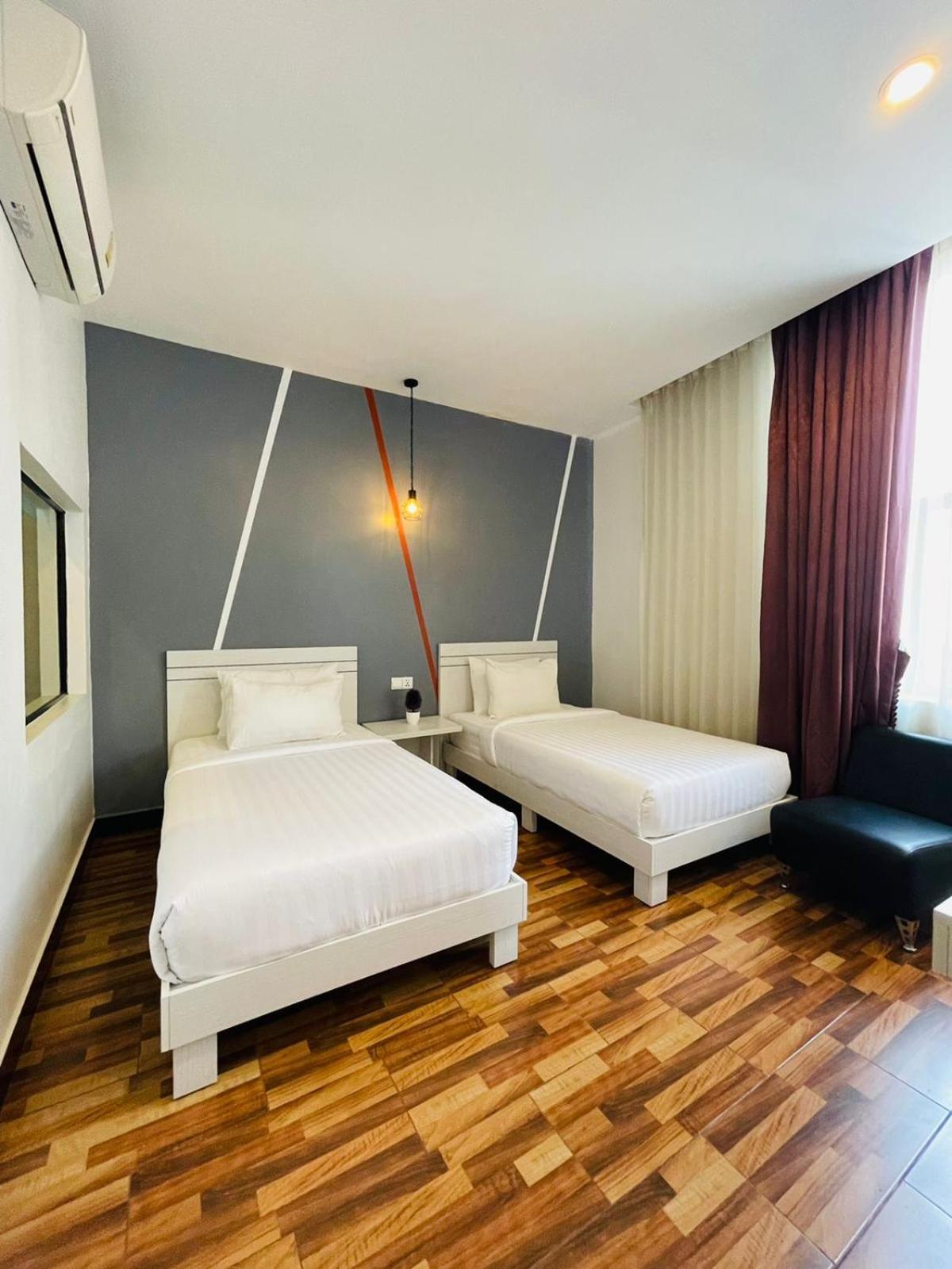 De Hotel Phnom Penh Eksteriør billede