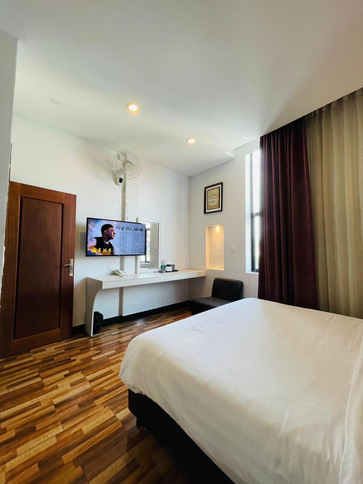 De Hotel Phnom Penh Eksteriør billede